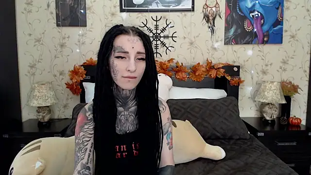 Snapshot of Velvetbat chatting on 5, 10, 2025 Velvetbat online show from 5, 10, 2025