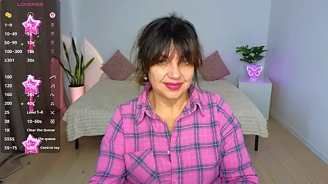 Snapshot of Nika_Light chatting on 3, 12, 2025 Nika Light online show from 3, 12, 2025