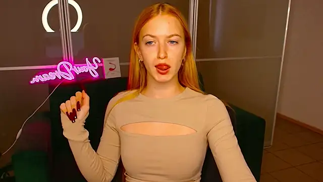 Snapshot of MirandaMayers chatting on 22, 9, 2025 MirandaMayers online show from 22, 9, 2025