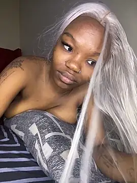 YummyMelanin117 online show from 17, 10, 2025