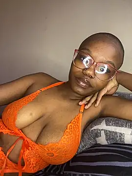 YummyMelanin117 online show from 27, 10, 2025