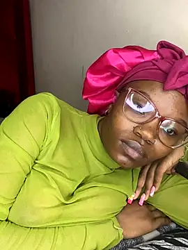 YummyMelanin117 online show from 17, 11, 2025