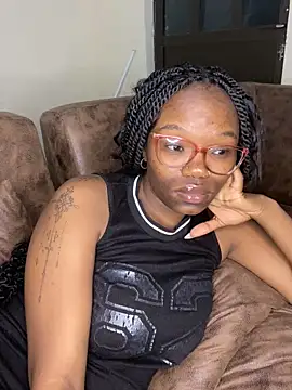 YummyMelanin117 online show from 6, 2, 2026