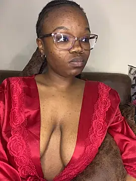 Snapshot of YummyMelanin117 chatting on 19, 6, 2026 YummyMelanin117 online show from 19, 6, 2026