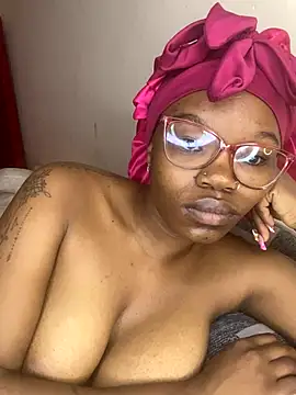 YummyMelanin117 online show from 15, 11, 2025