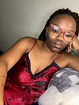 YummyMelanin117 online show from 12, 1, 2026