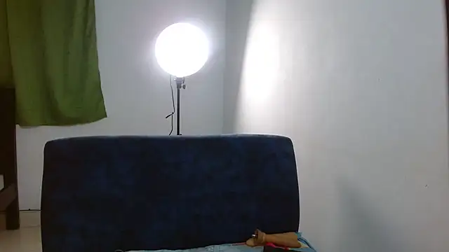 Allyson Mature online show from 21, 10, 2025