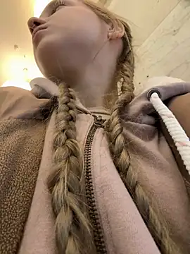 bambi lu online show from 8, 11, 2025