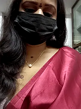 Snapshot of aparna99 chatting on 31, 10, 2025 aparna99 online show from 31, 10, 2025