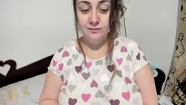 Snapshot of DeliciousButt chatting on 6, 12, 2024 DeliciousButt online show from 6, 12, 2024