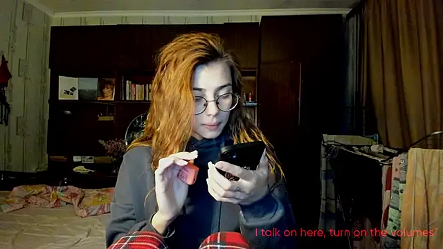 Snapshot of AngelaSwan chatting on 18, 10, 2025 AngelaSwan online show from 18, 10, 2025