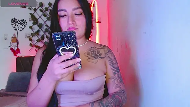 Charlott Nice01 online show from 4, 3, 2026