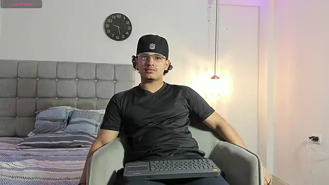 samxx muscle online show from 27, 10, 2025