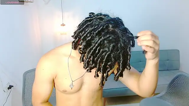 Snapshot of samxx_muscle chatting on 20, 5, 2026 samxx muscle online show from 20, 5, 2026