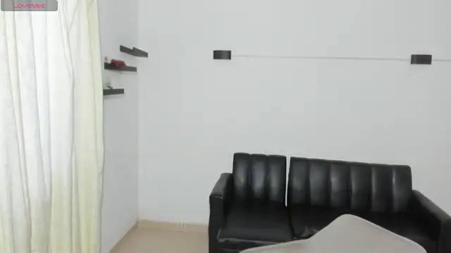 Snapshot of samxx_muscle chatting on 24, 5, 2026 samxx muscle online show from 24, 5, 2026