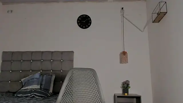 samxx muscle online show from 19, 1, 2026