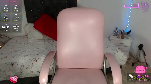 kitty girl   online show from 1, 10, 2025