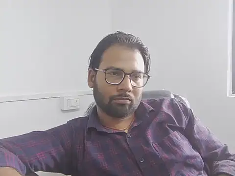 Snapshot of UAjit chatting on 4, 6, 2026 UAjit online show from 4, 6, 2026