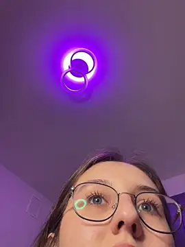 Snapshot of Vviikkssiikk chatting on 24, 10, 2025 Vviikkssiikk online show from 24, 10, 2025