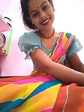 Eshna Dabral online show from 27, 10, 2025