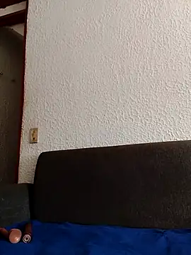 Snapshot of dulcewitch chatting on 17, 10, 2025 dulcewitch online show from 17, 10, 2025