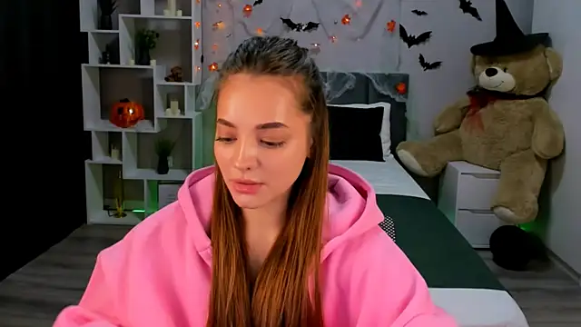 MelanieAlves online show from 19, 10, 2025