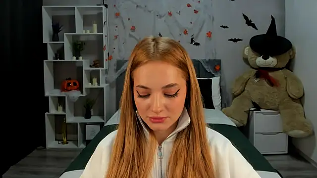 MelanieAlves online show from 4, 11, 2025