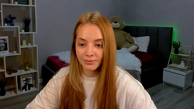 MelanieAlves online show from 12, 11, 2025