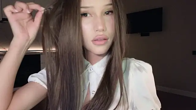 Snapshot of Ella_lee15 chatting on 18, 6, 2026 Ella lee15 online show from 18, 6, 2026