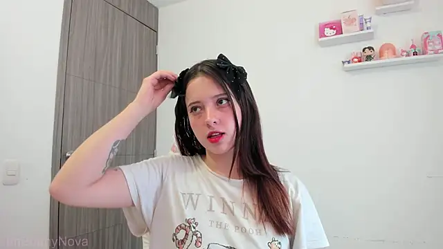 ImBunnyNova online show from 15, 7, 2026