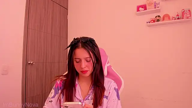 ImBunnyNova online show from 27, 6, 2026