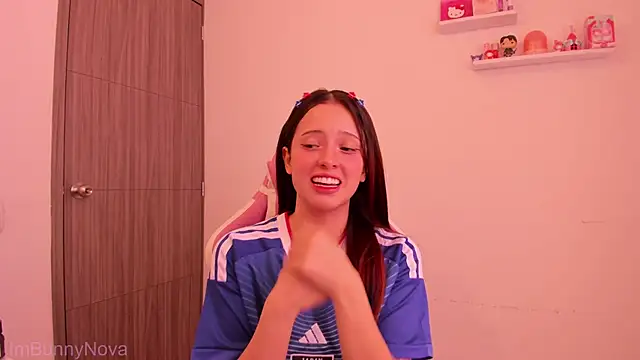 ImBunnyNova online show from 20, 6, 2026