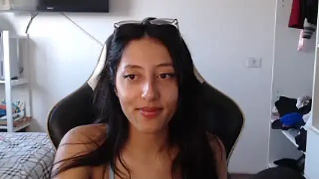 babygirlfree online show from 14, 4, 2026