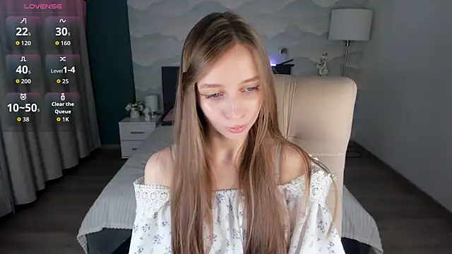 Amy Waynee online show from 10, 9, 2025
