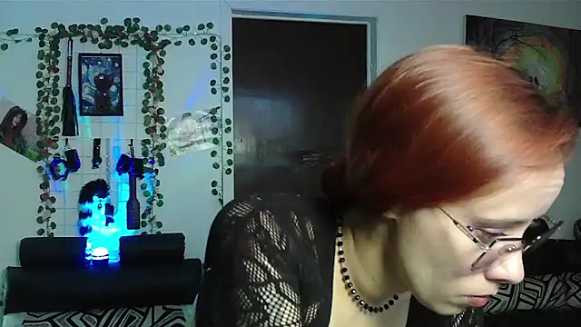 Lexxi hot online show from 3, 3, 2026