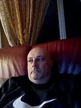 Alexis Bull online show from 16, 12, 2025