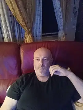 Snapshot of Alexis_Bull chatting on 6, 6, 2026 Alexis Bull online show from 6, 6, 2026
