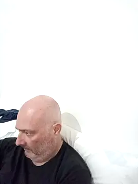 Alexis Bull online show from 11, 10, 2025