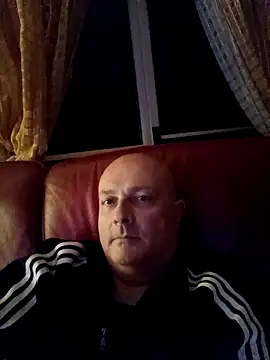 Alexis Bull online show from 15, 3, 2026