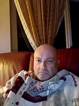 Alexis Bull online show from 7, 1, 2026