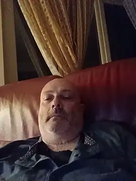 Alexis Bull online show from 15, 5, 2026