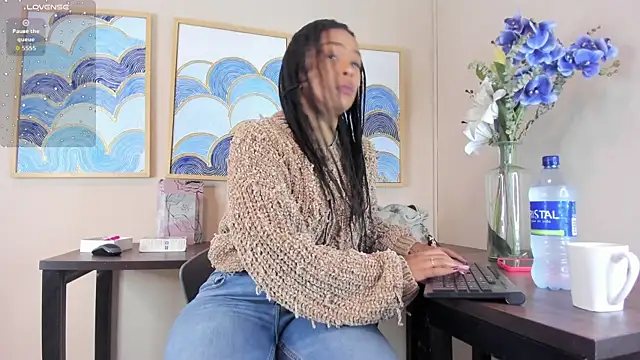 andrea xoe  online show from 28, 11, 2025