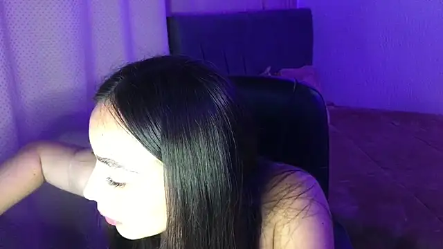 amelia hall online show from 19, 6, 2026