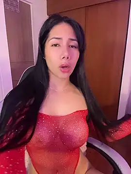 ArianaReynoldss online show from 15, 6, 2026