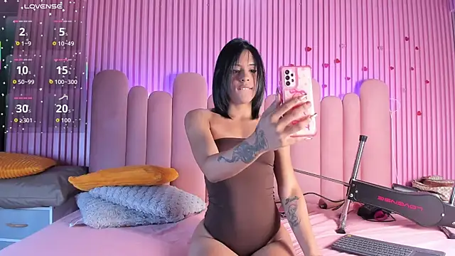 Snapshot of AgataDoll chatting on 8, 10, 2025 AgataDoll online show from 8, 10, 2025