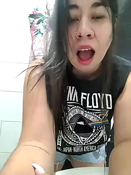 Snapshot of Yuli_Mars chatting on 11, 11, 2025 Yuli Mars online show from 11, 11, 2025