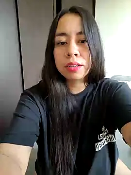 Snapshot of Yuli_Mars chatting on 9, 9, 2025 Yuli Mars online show from 9, 9, 2025