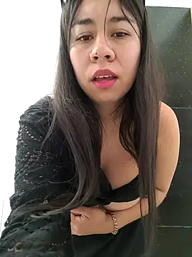 Snapshot of Yuli_Mars chatting on 3, 12, 2025 Yuli Mars online show from 3, 12, 2025