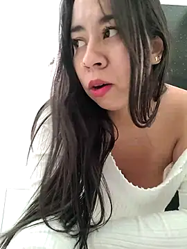 Snapshot of Yuli_Mars chatting on 18, 10, 2025 Yuli Mars online show from 18, 10, 2025