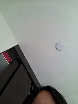 Snapshot of Yuli_Mars chatting on 6, 6, 2026 Yuli Mars online show from 6, 6, 2026